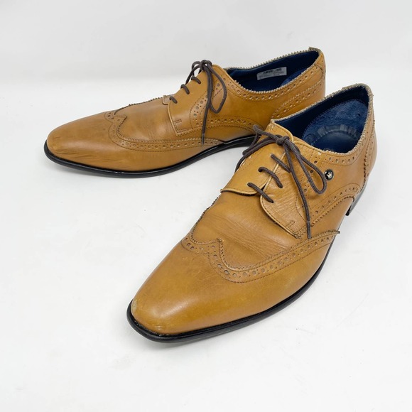  Louis Philippe: Footwear